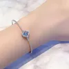 S Designer Jewels Bracelet en forme de cœur battant pour femme avec cristal d'hirondelle dynamique à quatre feuilles