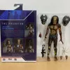 Костюмы талисмана Neca the Predator Lab Escape Fugitive Predator Фигурка со светодиодной подсветкой Маска Ultimate Фигурка Модель Игрушки Декор стола