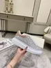 Skor designers som kör överdimensionerad sneaker casual skor vit svart läder lyxig mocka kvinnor espadrilles högkvalitativ platta snörning upp män skor tränare sneakers sneakers