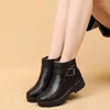 Botas moda inverno mulheres tornozelo de couro feminino grosso pelúcia quente neve mãe impermeável antiderrapante botas botas de mujer