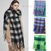 Sjaals Luxe kasjmier dames geruite sjaal Winter warme sjaal en wikkelbandana Pashmina lange kwast vrouwelijke Foulard dikke deken 231012