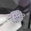 Magnifique forme carrée femmes anneau FL Bling glacé Micro Pave cristal Zircon éblouissant mariage de mariée s'engager Dhgarden Otgeb