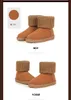 Botas de moda cómodas de lana para mujer, zapatos cálidos para caminar, botas de nieve cálidas de felpa clásicas de invierno para mujer 231011