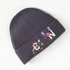 Bonnet de mode en plein air cadeau de noël luxe chaud lettre design chapeau loisirs couvre-chef casquette en plein air tricoté coton chapeau chaud automne hiver tricoté coupe-vent