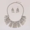 Pendentif Colliers LZHLQ ethnique creux géométrie tour de cou déclaration collier ensemble femmes 2 couleurs en alliage de Zinc pendentifs bijoux à la mode Collares