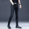 Jeans voor heren Stijlvol Zwart Luxe Koreaans streetwear Punk Mode Comfortabele stretchjeans Slim Fit Casual denim broek met rechte pijpenL231011