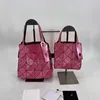 Metal geométrico 2024 Bolsas de cuadros Hombro Septiembre Bolsa de diamantes Mini Una pequeña Caja de axila Bolso Lote