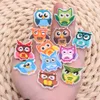 Partihandel 100st PVC Cartoon Colorful Owl Bird Sandals Shoe Charms Fit armband Ornament Tillbehör Dekoration