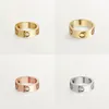 2023 designer ring titanium staal bruiloft liefde ring voor mannen vrouw sieraden paar geschenken plated rose goud zilveren ringen diamant beroemde zb010