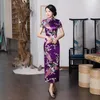 Ethnische Kleidung, elegantes Satin-langes Cheongsam-Blumenstickerei-chinesisches klassisches Damen-Qipao-Kurzarm-Hochzeitsabend-Partykleid