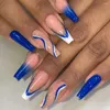 Faux ongles 24pcs conseils d'ongles manucure couverture complète feuille presse sur long français faux bleu ondulé ballerine