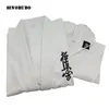 Skyddsutrustning högkvalitativ Kyokushinkai Dogi Dobok 12oz 100% bomullsduk Karate Uniform Kimono Gi Tyg för barn Vuxen gratis vitt bälte 231011