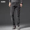 Pantaloni da uomo KUBRO Inghilterra stile casual gamba larga da uomo 2023 Primavera Estate Business moda jeans comodi pantaloni di alta qualità 231012