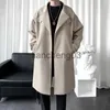 Męskie płaszcze okopowe 2023 Autumn Nowy Nowy Rów Męski Solidny kolor ciepły moda swobodny płaszcz Lapel Button Front Korean Style Męska kurtka J231012