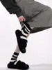 Chaussettes pour hommes unisexe pour hommes femmes Stripe Hole Ins Style Liuling Medium Tube Coton Tailles 36-44