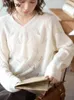 Maglioni da donna MISHOW 2023 Inizio autunno maglione lavorato a maglia in mohair manica lunga scollo a V scava fuori foglia solido A-dritto top allentato MXC42Z0208