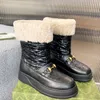 2023 Nieuws Snowboots Designer Dames Platform Laars Dikke Bodem Suède Wollen Schoenen Damesmode Winter Warm Bont Half Laarzen Maat 35-42 02