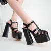 Sandaler 2024 Sexiga kvinnor Tjock Sole Platform Pumpar T-rap Chunky High Heel Dress Shoes Woman Big Size 42 Gladiator Sandal