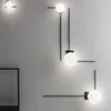 Lampada da parete moderna in vetro bianco metallo LED arte minimalista linea design soggiorno ristorante cucina sconce illuminazione