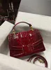 10a Toppklass Crocodile Pattern Women Handbag Classic Metal Letter Sequin Flap Opening High End Show Style Designer Bag