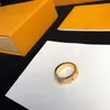 كلاسيكية رائعة خاتم الزفاف مصمم أزياء حلقة ألوان ذهبية العشاق المختارة للنساء إكسسوارات المجوهرات عالية الجودة الحجم: 6/7/8/9 مع مربع