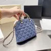 Designer di lusso da donna 23a borsa a griglia con diamanti piccola borsa a conchiglia borsa a catena borsa a tracolla singola borsa a tracolla da donna in morbida pelle di pecora nera borsa a tracolla moda