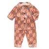 Pyjamas barns pyjamas set vår baby pojke flicka kläder avslappnad sömnkläder set barn tecknad toppar byxor 2pieces småbarnskläder set 231012