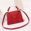 Designer le sac fourre-tout Fashion Handbag Capucines Designer portefeuille Classic Crossbody Sac rose blanc noir rouge Lady Evening Luxury Sacs Sacs à deux tailles LCA