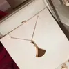 Fashion Luxury Women Gold Necklace Classic Versatile Fan Style Enamel with Diamond Inlaid Chain Design Charming Elegant Designer Noble Vital Lady Jewelry Pendant