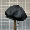 Basker stor storlek man läder basker lady pu åtton hatt flicka liten målare mössa plus storlek pumpa hattar 54 cm 56 cm 57,5 ​​cm 60 cm 231012