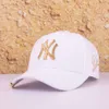 Hat koreansk version NY Baseball Cap Women's Classic Metal Clip Edge tredimensionell broderi Casual Sunshade Hat Men's Mångstre av avancerad känsla