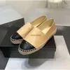 Designer kvinnors casual sko gräs vävda hampa rep skor platt tjock botten pedal lat duk loafer