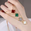 Guldpläterad 4/fyra Leaf Clover Cleef Designer Pendant Fashion for Women Classic Necklace Wedding Party Gift Jewelry