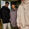 رجال S -Hoodies Sweatshirts الخريف الشتاء المعدني مقنعين قميص شارع High Street Turtleneck السببية الرجال فضفاضة قمم السترة الذكور 231012