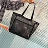 지갑 새 버전 간단하고 투명한 메쉬 핸드 헬드 어깨 토트 가방 쇼핑 가방 피트니스 요가 가방 세탁용 가방