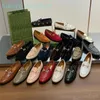 Kledingschoenen designer schoenen Jordaan Loafer 100% echt leer Dames platte schoenen Kristal verfraaid Horsebit Heren Muilezels opvouwbare schoenen luxe Princetown EU 36-46