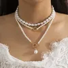 Hänghalsband Fashion Multilayer Imitation Pearls Collar Abs Pärlhalsband för kvinnor Simple OT Buckle Clavicle Chain Party Jewelry