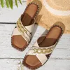 Sandalen im europäischen und amerikanischen Modestil 2023 Clip-on für Frauen, die am Strand die Größen 36-41 tragen