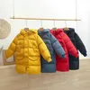 Donsjas Winter Kinderen Meisjes Lange jassen Kinderen Jongens Jassen Mode Dikke capuchon Witte eendendons Snowsuit 2-14Y Tieners Overjas Parka's 231013