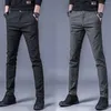 Pantaloni da uomo 2023 Primavera Autunno Luxury Boyfriend Casual Business Pantaloni lunghi slim fit Slim da lavoro per uomo