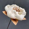 Dekoracyjne kwiaty białe drewno chip Rose Red -Rose Wedding Bukiet Dekoracja DIY z ręcznie barwioną floresem 10 cm średnicy do wystroju sklepu domowego
