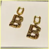 Fashion Womens Earrings Jewelry Hoops Luxurys Designers Earrings Studs Earring Mens Bracelets Ohrstecker 21071301R308b