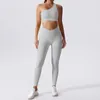 Yoga Outfit Seamless Ribbed Ensemble 2 Pieces Set for Women Halter Sport Vest Bra Leggings Tracksuit Running Gym Workout Fitness Shorts 231012