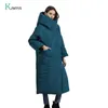Piumino da donna Parka KJMYYX giacca invernale da donna 2023 Addensare lungo parka con cappuccio cappotto caldo giacca femminile cappotti soprabito 231012