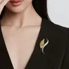 Brooches Delicate Elegant Wheat Ear For Women Gold Plated Crystal Stone Temperament Clothing Banquet Pins Jewelry Accessories