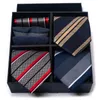 Corbatas de cuello de gama alta de 8 cm, corbatas de rayas sólidas para hombres, conjuntos de pañuelos con caja de regalo, traje de negocios de poliéster, corbata de cuello cuadrado de bolsillo 231013