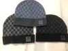 Modedesigner Monclir Autumn and Winter New Sticked Wool Hat Luxury Sticked Hat Officiell webbplats version 1: 1 hantverk