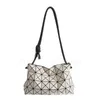 Fashionable Handbag Three House Bag with Geometric Drawstring Single Shoulder Diagonal Cross Underarm Ribbed Deformation the Same Lifetime Tofu