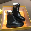 2023 Baby Casual Boots Boys Girls Matte Calf Leather Shoes Design Kids Winter Winter Sneakers Gift Size 26-35