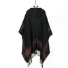 Sjaals Grote sjaals wintersjaal kasjmier poncho dames Boheemse Tribal Fringe Hoodies dekens Cape sjaal Poncho's en capes YG085 231012